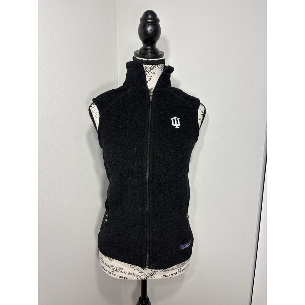Patagonia Synchilla Women's XS Black Lightweight Full Zip Vest with Pockets